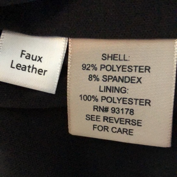 NWOT Faux Leather Black Asymmetrical Zip Up Moto Vest - Picture 7 of 7